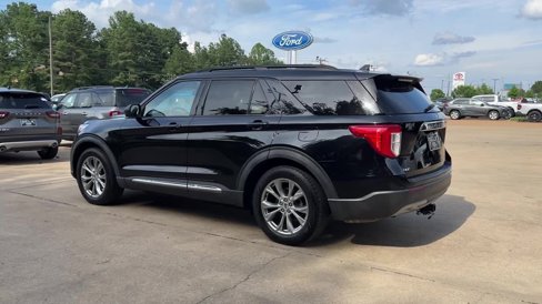 Used 2021 Ford Explorer XLT w/ Equipment Group 202A image 4