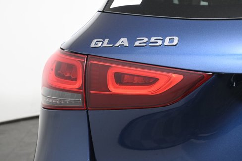 Certified 2022 Mercedes-Benz GLA 250 4MATIC image 12