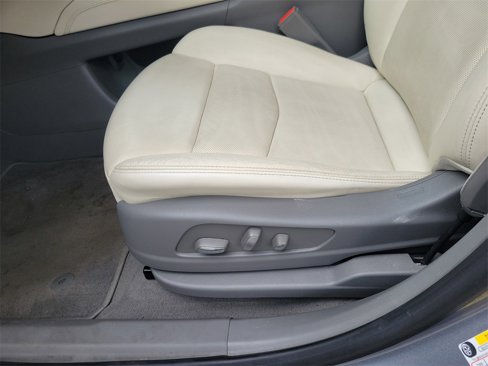 Used 2021 Cadillac XT6 Premium Luxury image 18