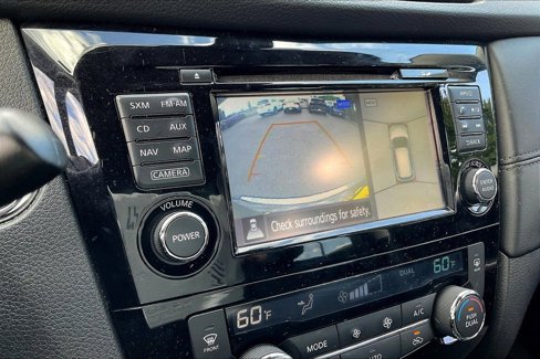 Used 2017 Nissan Rogue SL image 13