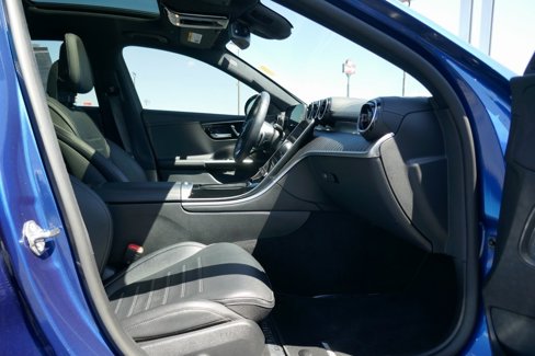 Used 2023 Mercedes-Benz C 300 Sedan image 12