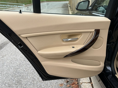 Used 2015 BMW 328i Sedan image 31