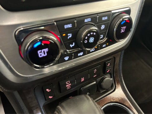 Used 2017 GMC Acadia Limited SLT image 12