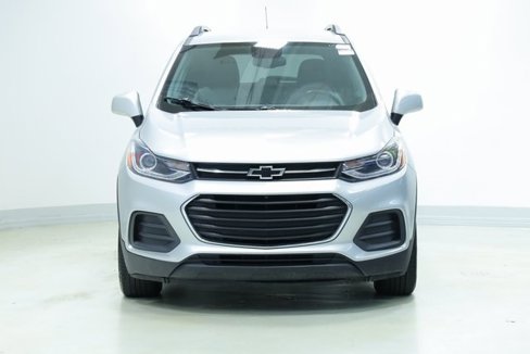 Used 2021 Chevrolet Trax LT w/ Sport Edition image 2