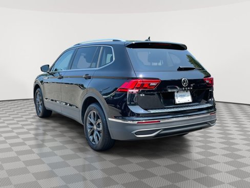 Used 2022 Volkswagen Tiguan SE image 5