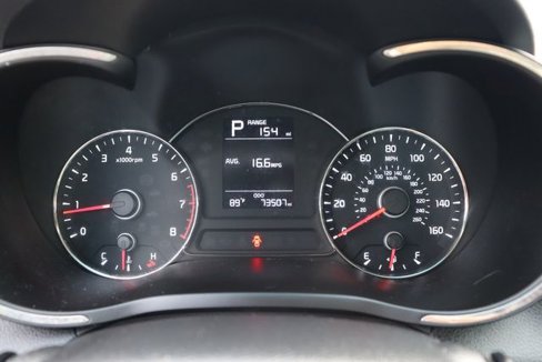 Used 2017 Kia Forte LX image 19