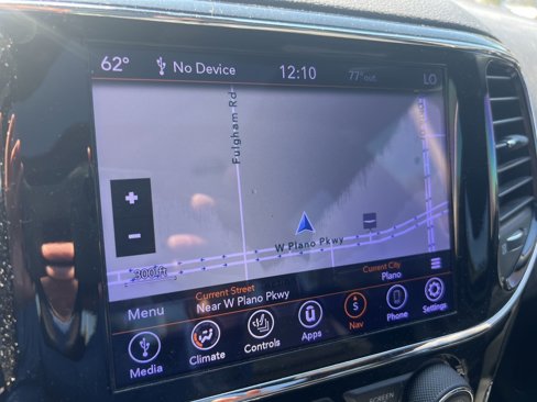 Used 2020 Jeep Grand Cherokee Altitude image 4