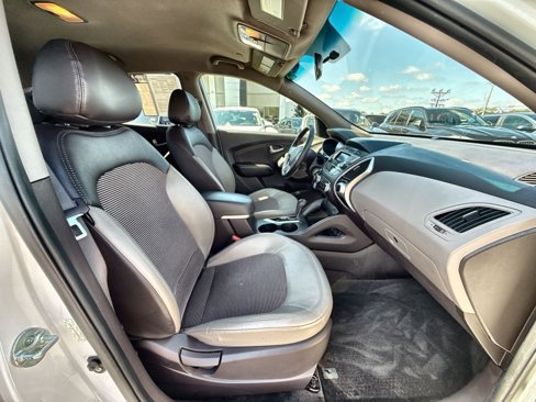 Used 2013 Hyundai Tucson GLS image 24