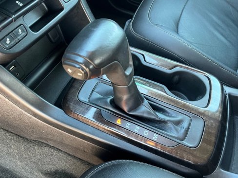 Used 2016 GMC Canyon SLT w/ Driver Alert Package image 29