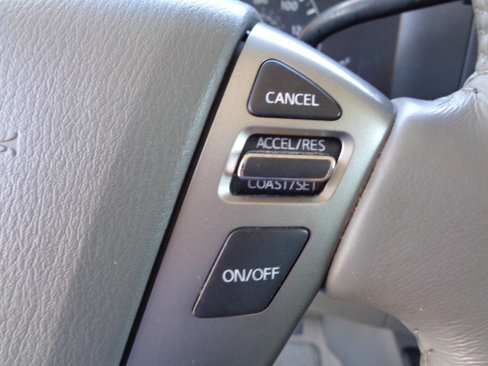 Used 2019 Nissan NV 3500 SL image 34