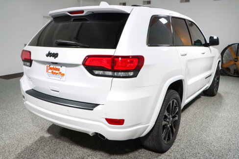 Used 2018 Jeep Grand Cherokee Altitude image 7