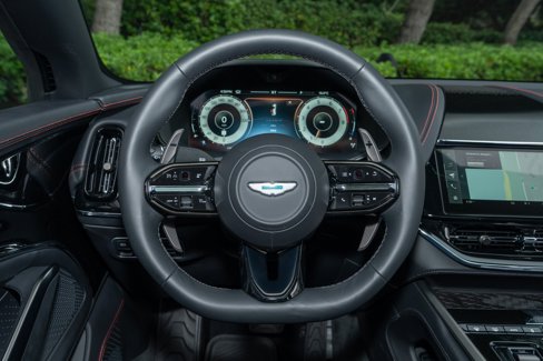 Used 2025 Aston Martin DBX 707 image 20