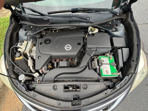 Used 2015 Nissan Altima 2.5 SV w/ Convenience Package image 17