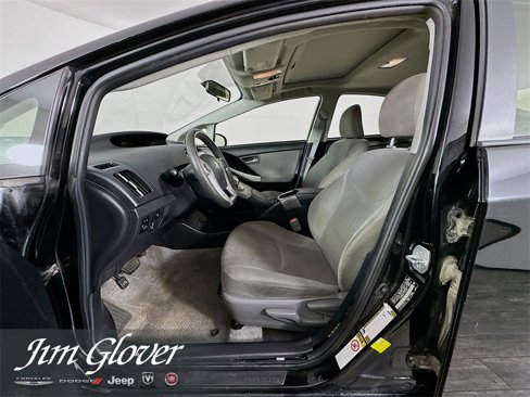 Used 2015 Toyota Prius Four image 25