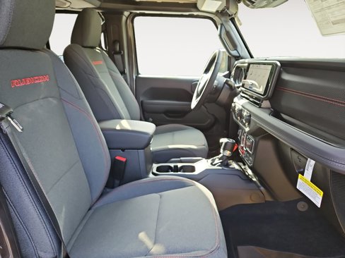 New 2025 Jeep Gladiator Rubicon w/ Convenience Group image 15