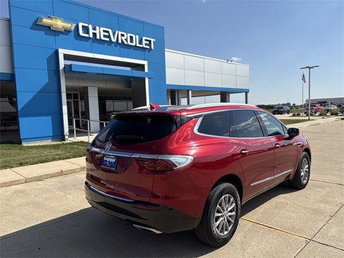 Used 2024 Buick Enclave Premium image 8