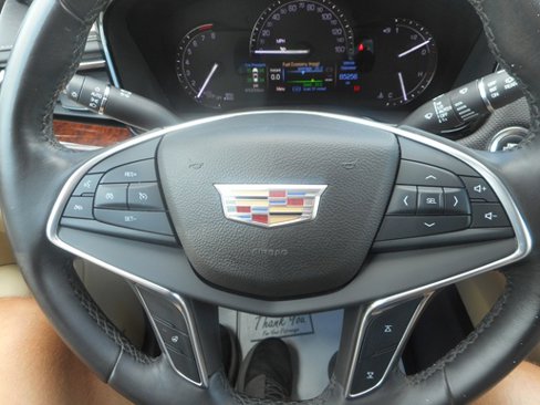Used 2017 Cadillac XT5 Luxury image 12