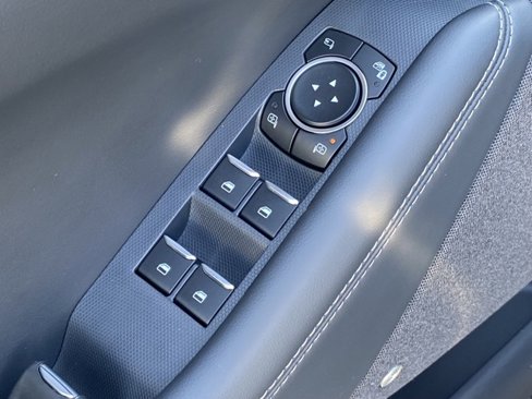 Used 2023 Ford Mustang Mach-E Premium image 12