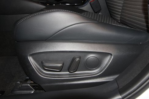 Used 2023 Toyota Corolla XSE image 9