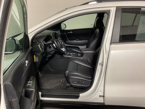 Used 2022 Kia Sportage Nightfall Edition image 19