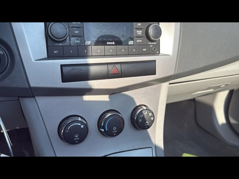 Used 2008 Chrysler Sebring LX image 19
