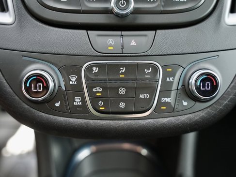 Used 2023 Chevrolet Malibu LT image 22