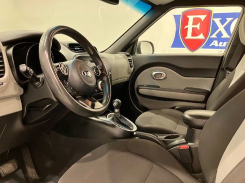 Used 2016 Kia Soul image 31
