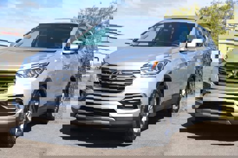 Used 2017 Hyundai Santa Fe Sport image 5