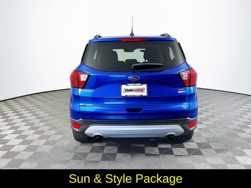 Used 2019 Ford Escape SEL image 9