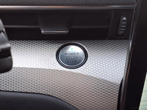 Used 2023 Ford Mustang Mach-E Select image 10