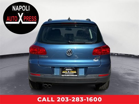 Used 2017 Volkswagen Tiguan Limited w/ Premium Package image 4