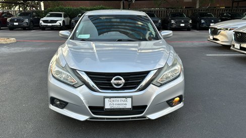 Used 2017 Nissan Altima 2.5 SV image 3