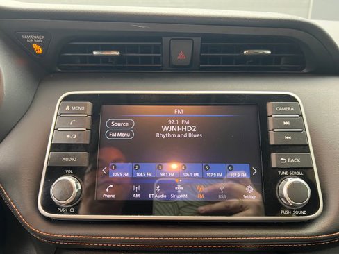Used 2020 Nissan Kicks SR image 28