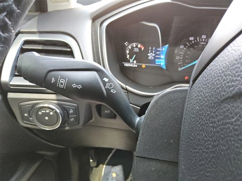 Used 2015 Ford Fusion Titanium image 27