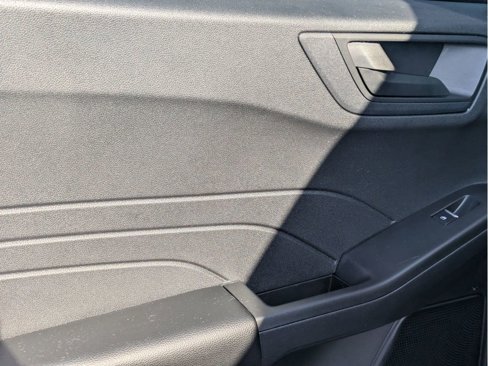 Certified 2022 Ford Escape SE w/ Cold Weather Package image 28