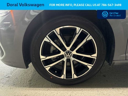 Certified 2022 Volkswagen Jetta Sport image 10