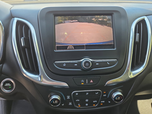 Used 2023 Chevrolet Equinox LT image 26