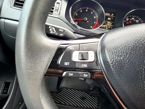 Used 2016 Volkswagen Jetta S image 12