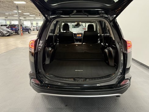 Used 2017 Toyota RAV4 Limited image 21