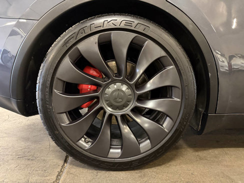 Used 2020 Tesla Model Y Performance image 30