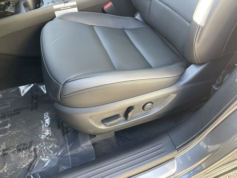 New 2025 INFINITI QX50 Luxe image 14