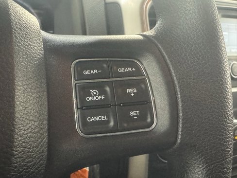 Used 2016 RAM 1500 Classic SLT image 18