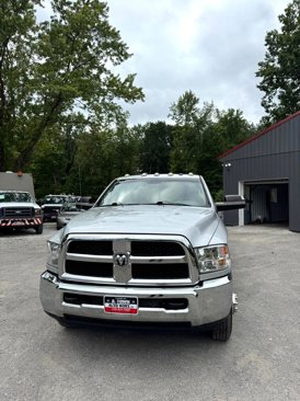 Used 2016 RAM 3500 Tradesman w/ Chrome Appearance Group image 3
