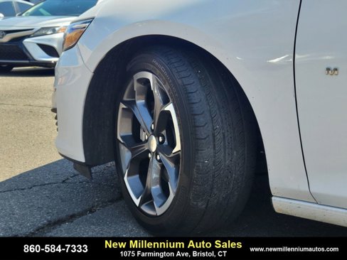 Used 2023 Chevrolet Malibu LT image 31