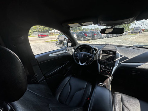 Used 2015 Lincoln MKC FWD image 21