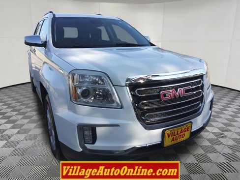 Used 2017 GMC Terrain SLE w/ Chrome Edition image 16