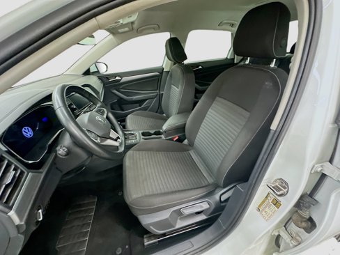 Used 2024 Volkswagen Jetta S image 13