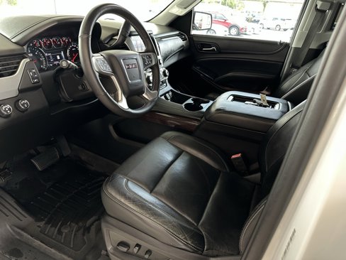 Used 2018 GMC Yukon SLT w/ Open Road Package image 11