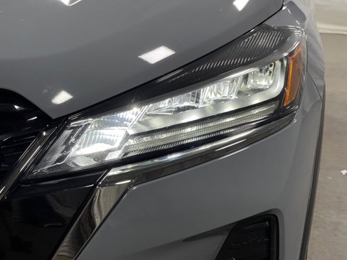 Used 2023 Nissan Kicks SR image 33