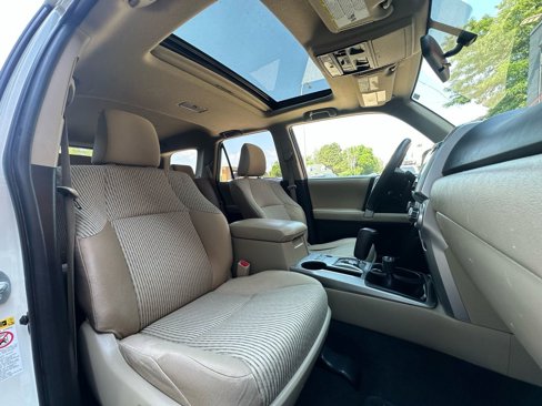 Used 2010 Toyota 4Runner SR5 image 4